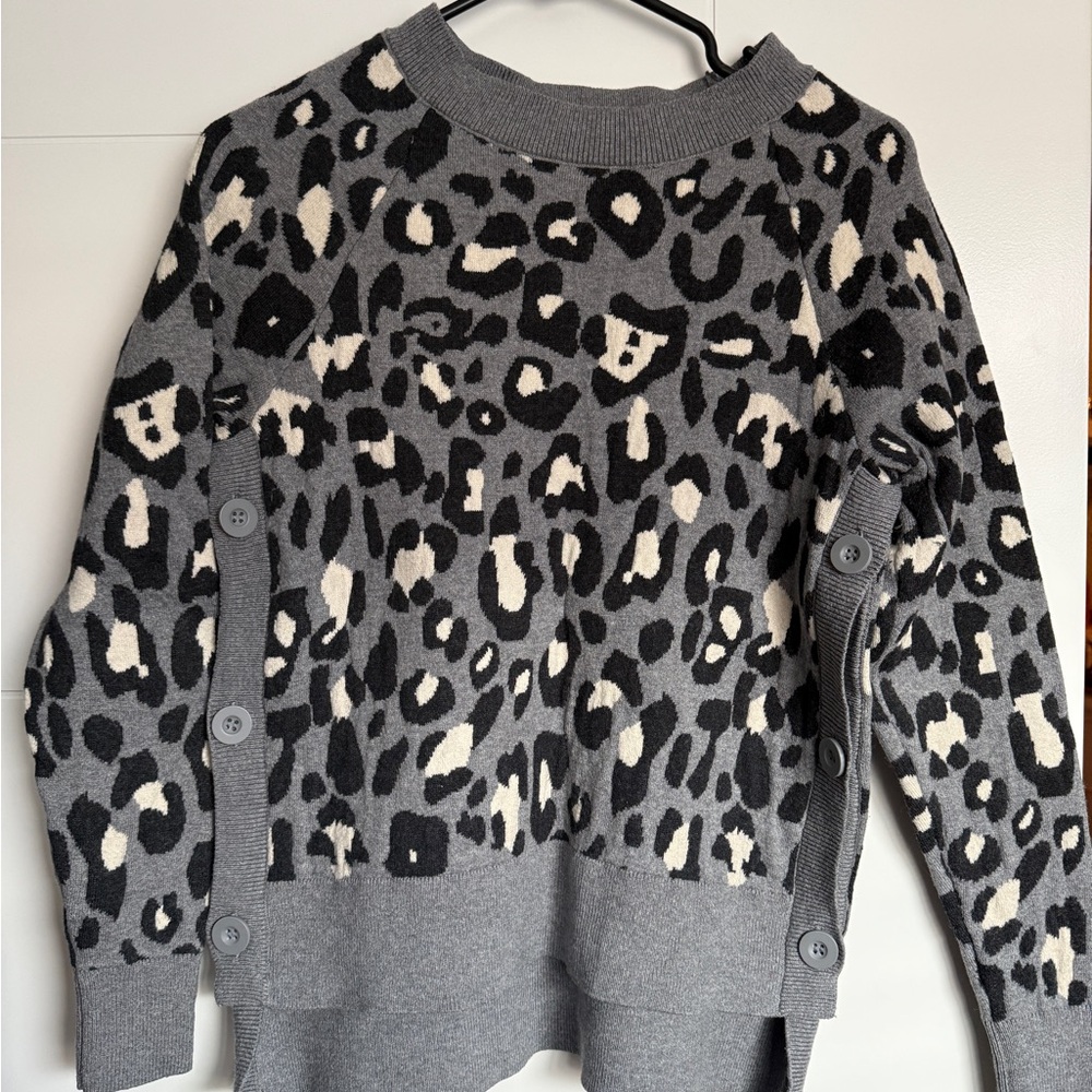 Stella & Dot Black and Cream Leopard Sweater